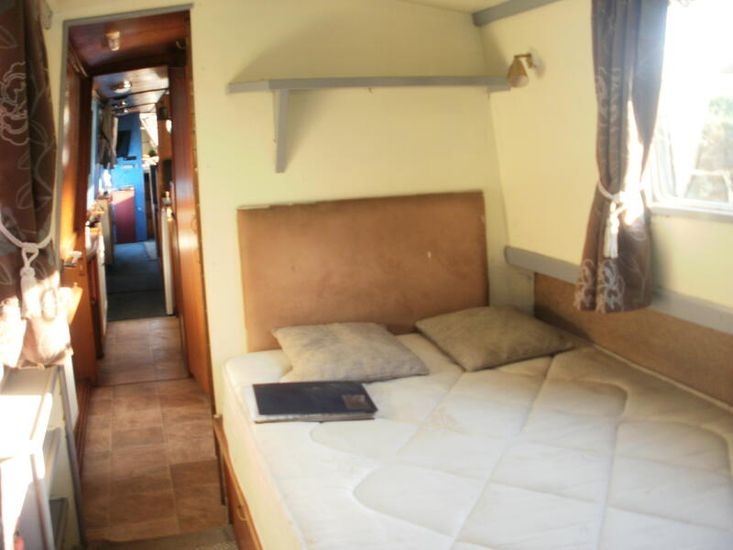 57ft Narrowboat, Semitrad