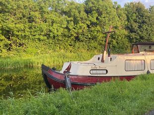 Dutch Barge