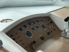 1986 Hatteras 54