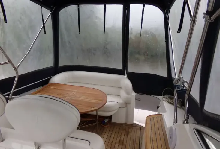 2004 Sealine S23