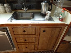 Bounty Spirit 3000  - Galley