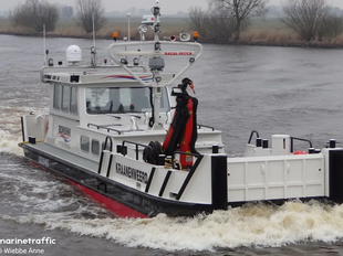 Work boat