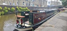 Mister Kite Narrowboat 55ft Skipton