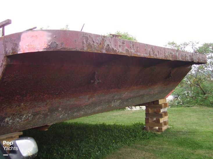 1994 Offshore 20' x 52' barge