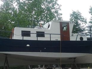 1989 32′ X 10’4  Steel Pleasure Trawler