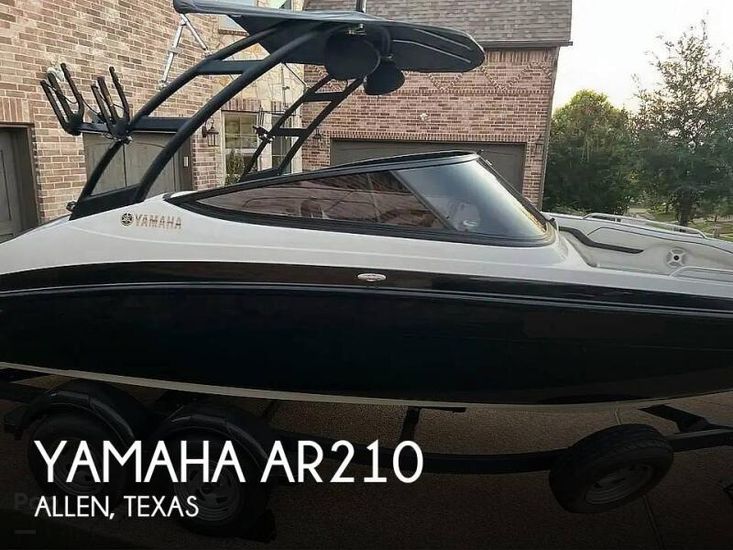 2019 Yamaha ar 210