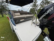 2017 Bayliner Element XR7