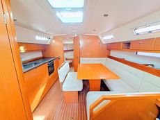 2010 Bavaria Cruiser 40