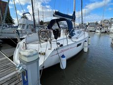 Beneteau Oceanis 320