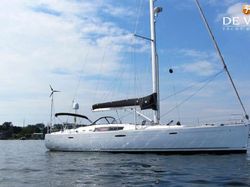 2010 Oceanis 54