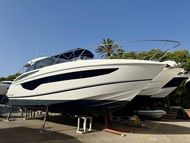 2020 Princess V40