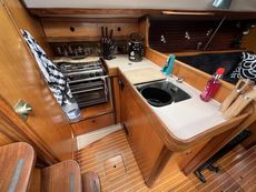 1987 Beneteau First 325