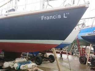 COLVIC 26' SAILER, BILGE KEEL, BUKH 20HP DIESEL.