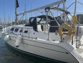 2010 Hunter Legend 41 Deck Saloon 3