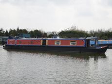 DOROTHY ROSE &bull; 56ft 8in, Semi-Trad, 2+2 berths, 2007.