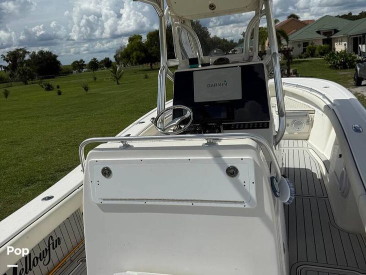 2010 Yellowfin 29 cc