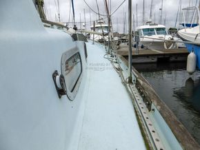 Hallberg Rassy Rasmus 35 Nab 35 - Side Deck