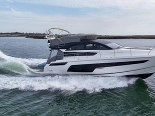 2022 Fairline Squadron 50
