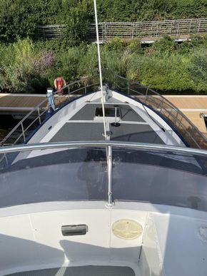 View forward from flybridge