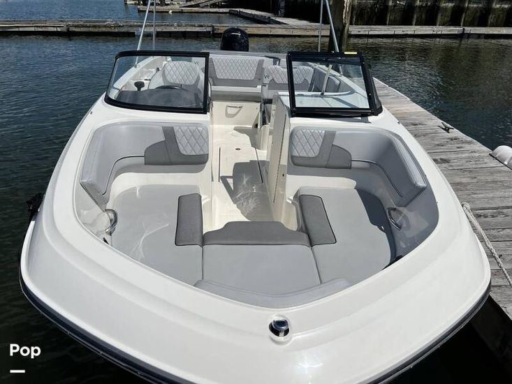 2023 Bayliner vr6