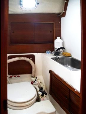 Shower room and bathroom