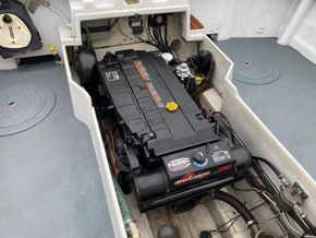 Offshore 27 Fast Fisher  - Engine