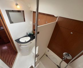 2009 Bavaria 37 Sport Highline 20