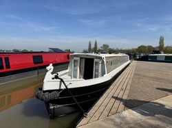 Dragon 2 54ft Crusier Stern Reverse Lay out