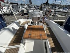 2007 Beneteau Oceanis Clipper 323
