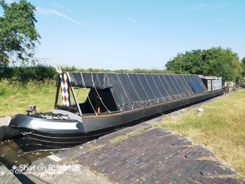 57ft 2014 Traditional style narrow boat 