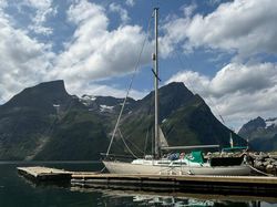Nicholson 35 Mark VII  1977  NEW DIESEL ENGINE