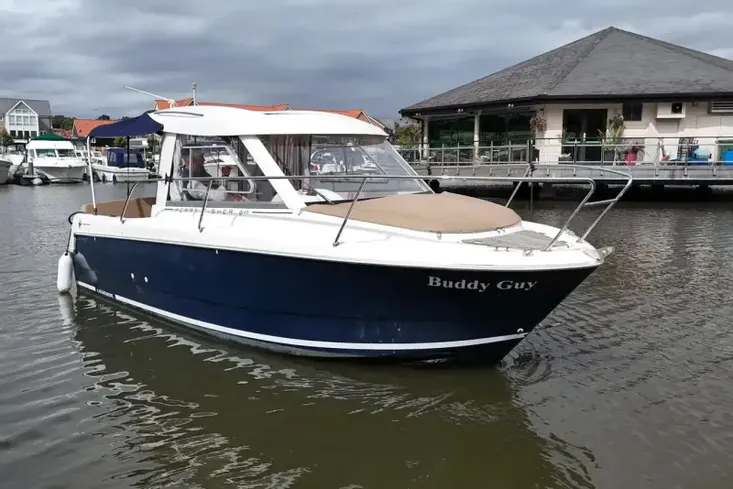 2010 Jeanneau Merry Fisher 645