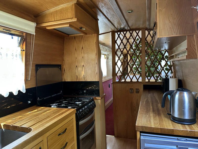 Galley Fwrd