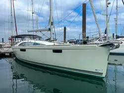 2017 Bavaria Vision 46