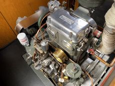 Gardner Diesel 2LW