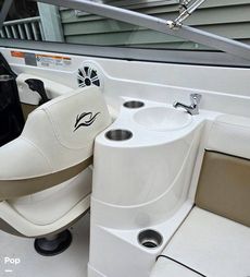 2010 Rinker Captiva 246