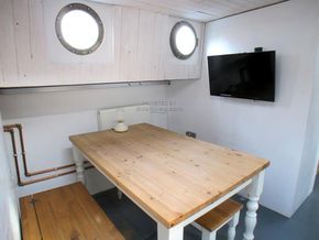 Luxemotor Dutch  Barge  - Saloon Table