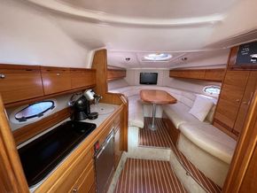 2008 Bavaria 30 Sport HT 13