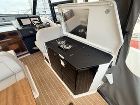 2024 Bavaria SR35 25