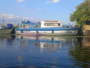 Bourne 35ft Broads Cruiser