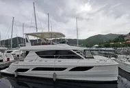 2016 Aquila 48