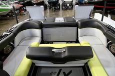 2021 Mastercraft XT22 Surf Wake Boat