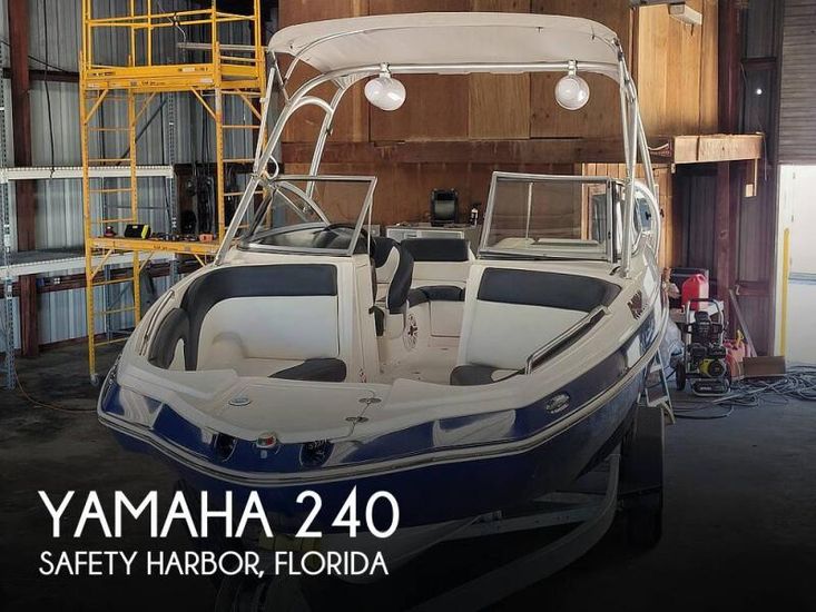 2012 Yamaha ar 240