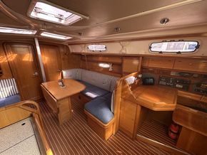 2007 Bavaria 37 Cruiser 33