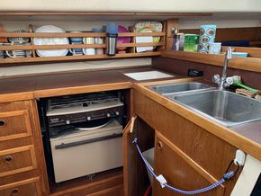 Southerly 100 - Galley