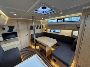 2020 Bavaria C42 5