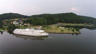 Opportunity- Hotel Ship with 62 suites rooms, Bar, Restaurant, etc.