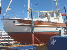 FISHER 25 MOTORSAILER, GREAT 4.track of the sea.