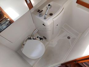 Beneteau Oceanis 34  - Heads
