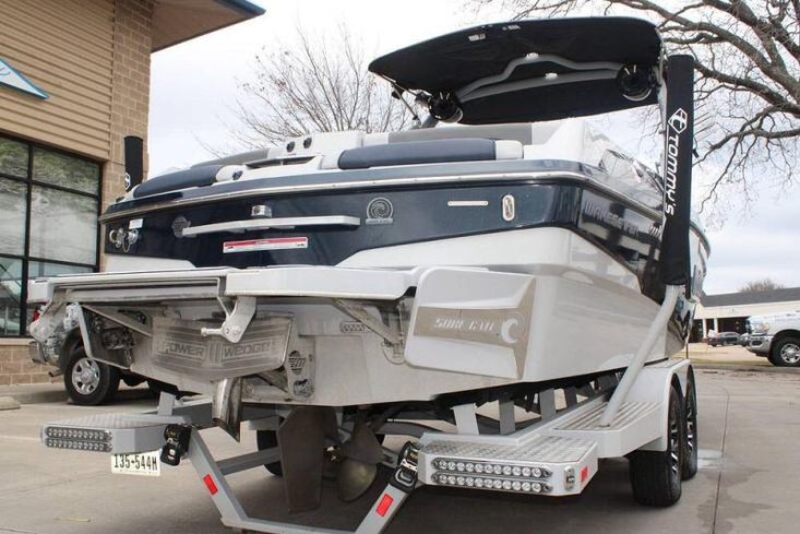 2021 Malibu wakesetter 25 lsv